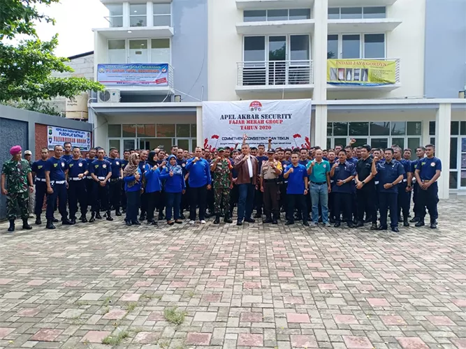 Yayasan Jasa Satpam Blitar Perusahaan Outsourcing Penyedia Security Blitar Terpercaya